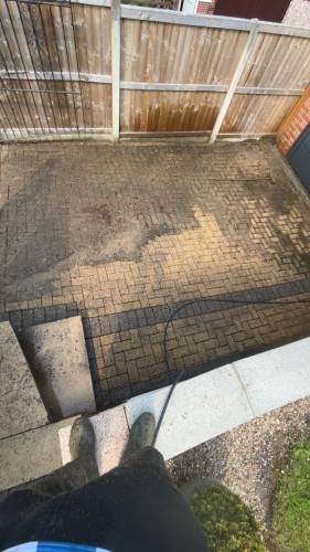 Driveway before jet washing